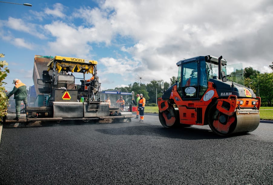 В Санкт-Петербурге отремонтируют участок улицы Парашютной